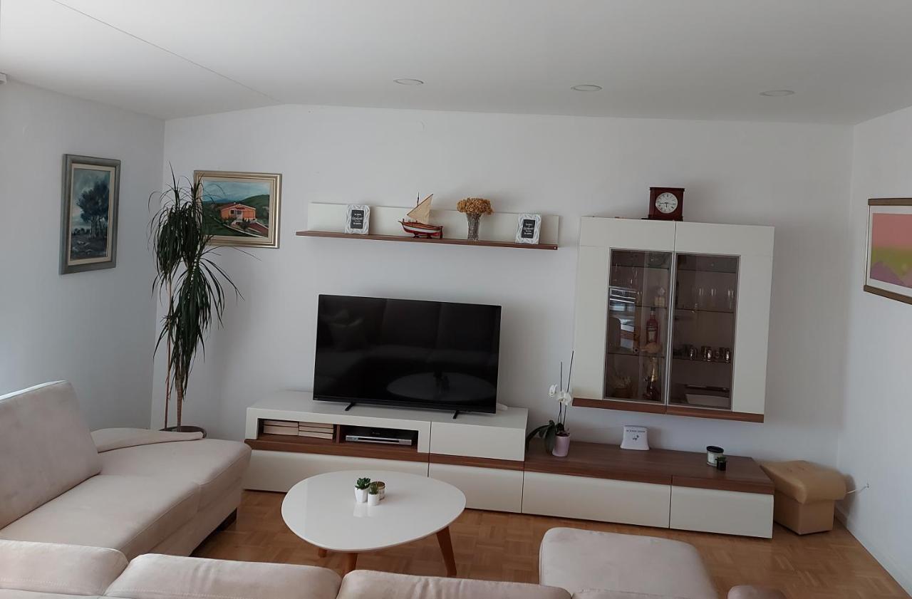 Apartman Mb Podstrana Eksteriør billede