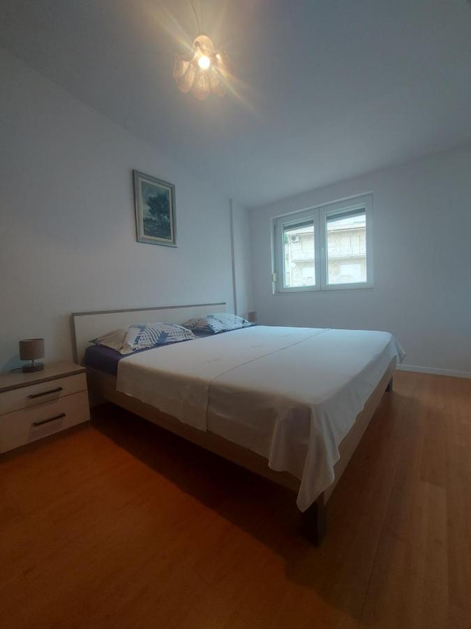Apartman Mb Podstrana Eksteriør billede